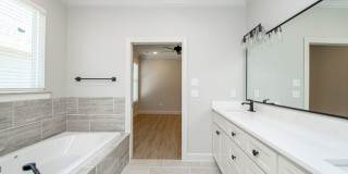 New Construction 4bd/3bth home Gallery 23