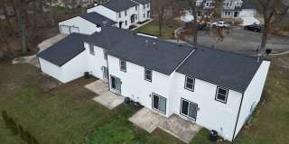 Renovated 2-Bedroom, 1.5-Bathroom Condo in South Bend – $1,435/Month – Accepting Section 8 (Lawn Care & Snow Removal Included!) Renovated 2-Bedroom, 1.5-Bathroom Condo in South Bend – $1,435/Month – Accepting Section 8 (Lawn Care & Snow Removal Included!) Gallery 4