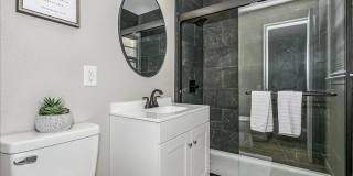 Beautifully Updated Home on nearly ½ Acre! Available for Rent or Rent to Own! Gallery 14