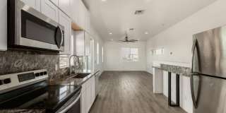 1933 E Monroe Street unit: 1 Gallery 7