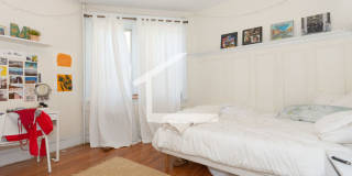 BEST Student Friendly Big Bed Near BU Campus ! Desirable Saint Paul Street!  Heat & HW Inc and Cat Friendly Gallery 8