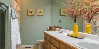 Spectacular 5 Bedroom Home in Rock Creek Gallery 13