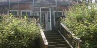 201 Cottage Walk Gallery 1