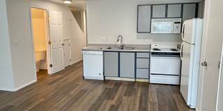 The Elizabeth Townhomes - Prineville Gallery 1