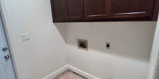 Now Available! 3 Bedroom Home in North West Visalia! Gallery 25