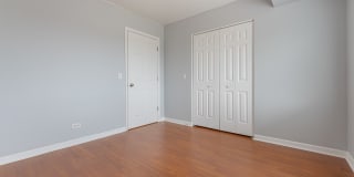 7316 40th Street Gallery 17