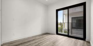 1290 1/2 South Sherbourne Drive Gallery 1