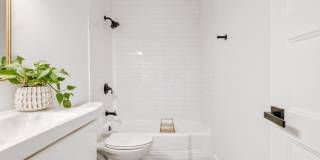 1303 W 9th Street Gallery 21