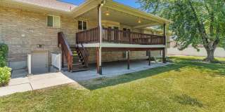 Spacious 5 Bed Kaysville Home with 3-Car Garage Gallery 54