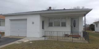 25 Hyannis Street Gallery 1