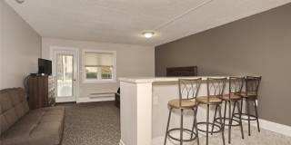 30 N Route 9W Gallery 1