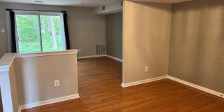 63 CONSTITUTION Avenue Gallery 5