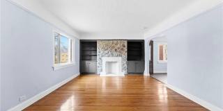 876 Eloise Drive Gallery 6