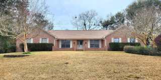 Step into luxury living with this stunning residence! Gallery 1