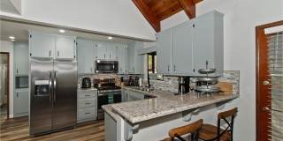 198 E Zermatt Gallery 14