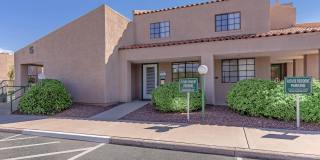 Broadmoor Apartments Gallery 1