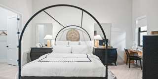 Leksa at Cityplace Gallery 87