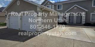 Cute 2 Bedroom Townhome in South Ogden Available Gallery 1