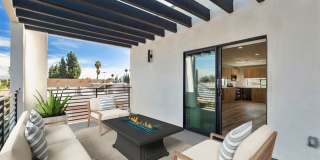 14802 Vanowen Street Gallery 30