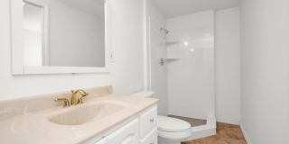 Amazing 4 Bed - 3.5 Bath, Pet-Friendly Layton Home! Available on September 8th! Gallery 1