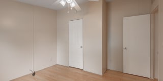 1323 Avenue E Gallery 17