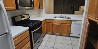 Gated Community~$2,595~ 2 Bed/2.5 Bath End Unit Townhome. Gallery 11
