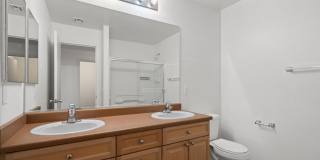 Gorgeous 4 Bedroom Home with Pool, Spa, and Abundant Space in Gated Community Gallery 16