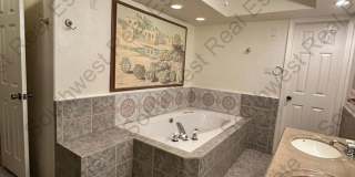 Spacious 3 bedroom, 2 bathroom Home. PET FRIENDLY! Gallery 11