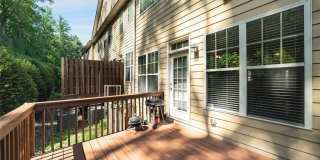 1798 Oakbrook Lane NW Gallery 35