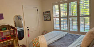 3/2 Duplex Conveniently Situated in an Established Neighborhood! Gallery 21