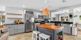 320 Riverdale Road Gallery 13