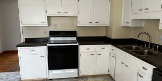 East Side 3 Bedroom Home! Gallery 19