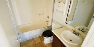 2 Bed 1 Bath Gallery 4