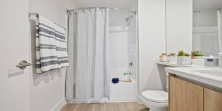 Living at NoHo Gallery 31