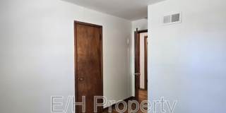 1121 Luther East Gallery 16