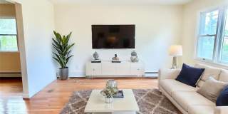 164 Rossiter Avenue Gallery 1