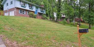nice renovated 4 Bed 3 Bath Gallery 29