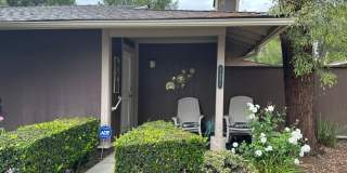 Stunning END-UNIT 3-bedroom condominium located in Agoura Hills Gallery 1
