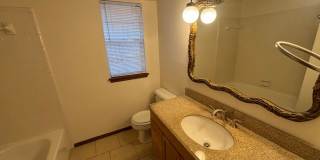 Beautiful 3 Bed 2 Bath Home in Yukon Gallery 11