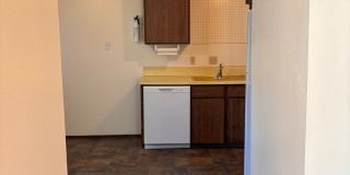 Water & Sewer Paid- 3 Bedroom 1 Bath Duplex Gallery 7