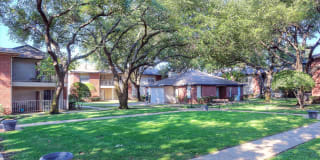 Crestbrook Apartments Gallery 6