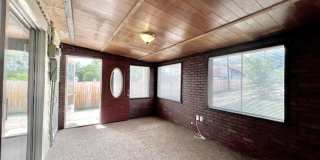 ADORABLE HOME IN HILLSIDE NEIGHBORHOOD! Gallery 25