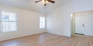 12471 W Holly Street Gallery 26