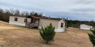 Large 3 BDR / 2 Bath home Gallery 1