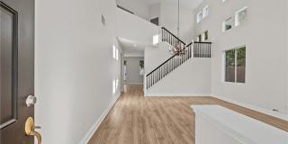 18800 Lull Street Gallery 5