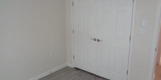 1202 W 11 Street Gallery 20