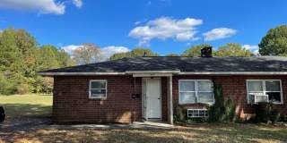 Updated Two Bedroom Duplex in Lincolnton Gallery 1