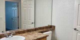 Great Condo in Roseville Gallery 12