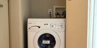 Lovely Lowry Hill 1 Bedroom Condo Gallery 20