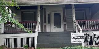 176 Washington Gallery 1